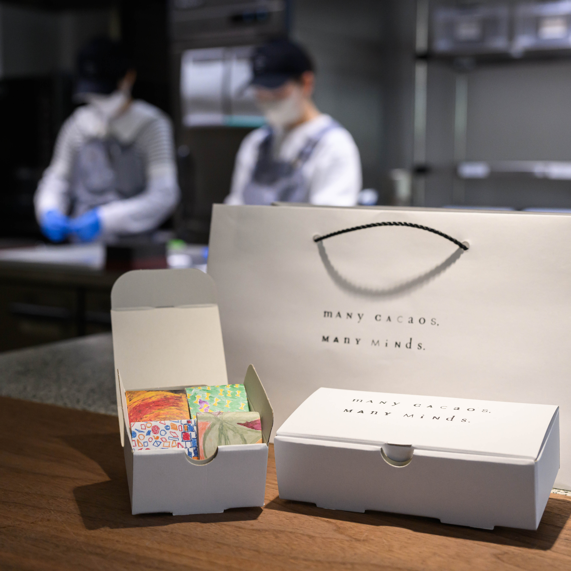 【カカオ70%チョコレート食べ比べセット】〜6種各2枚〜