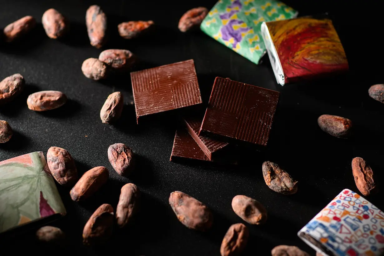 【カカオ70％チョコレート食べ比べセット】〜６種各２枚〜
